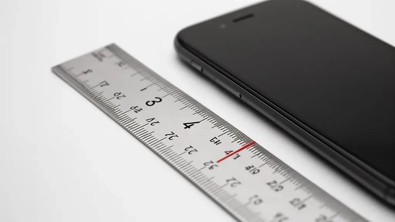 How Tall Is 4 Inches? Precise Conversion to cm and mm
